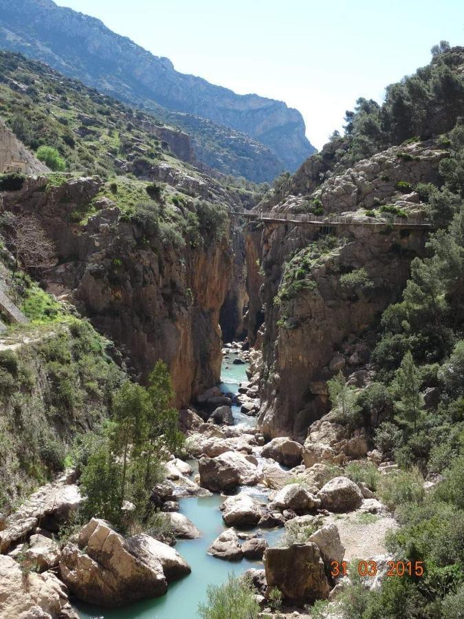 Alojamiento Rural El Paraiso Del Chorro Luaran gambar